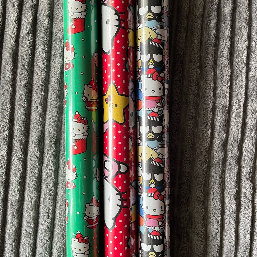 Hello Kitty Christmas Wrapping Paper